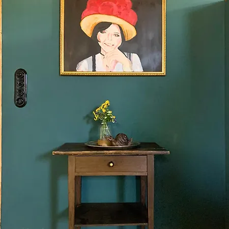 Stilvoll Eingerichtetes In Historischem Bauernhaus, Voll Ausgestattet Inmitten Der Auf 75 Qm Apartment *