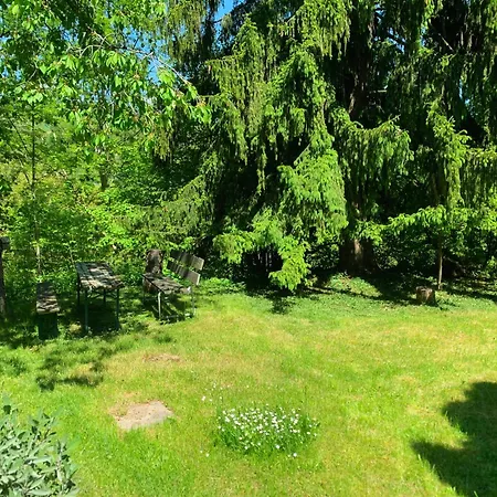 Stilvoll Eingerichtetes In Historischem Bauernhaus, Voll Ausgestattet Inmitten Der Auf 75 Qm *