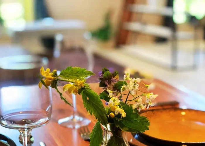 Stilvoll Eingerichtetes In Historischem Bauernhaus, Voll Ausgestattet Inmitten Der Auf 75 Qm