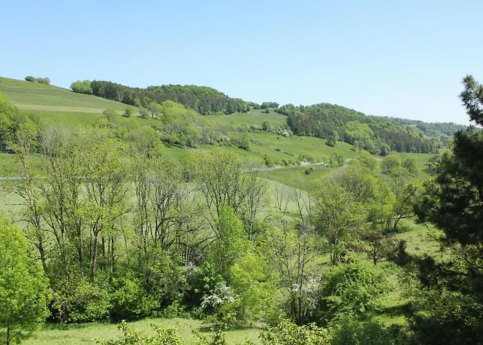 Stilvoll Eingerichtetes In Historischem Bauernhaus, Voll Ausgestattet Inmitten Der Auf 75 Qm Апартаменты *