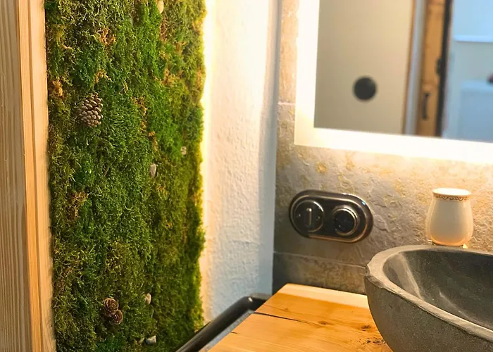 Stilvoll Eingerichtetes In Historischem Bauernhaus, Voll Ausgestattet Inmitten Der Auf 75 Qm Апартаменты *