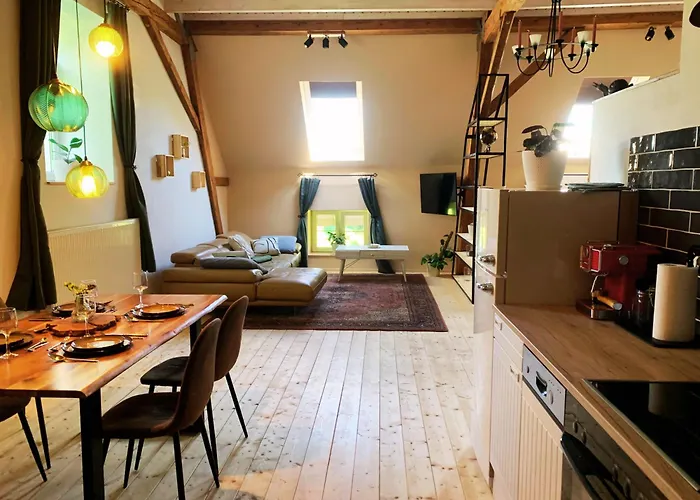 Stilvoll Eingerichtetes In Historischem Bauernhaus, Voll Ausgestattet Inmitten Der Auf 75 Qm Вальдсхут-Тинген